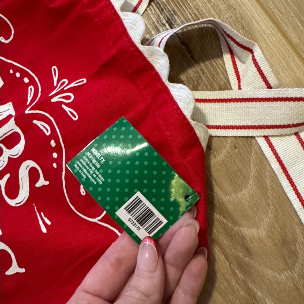 NWT Red Mrs. Claus Apron - Picture 3 of 3